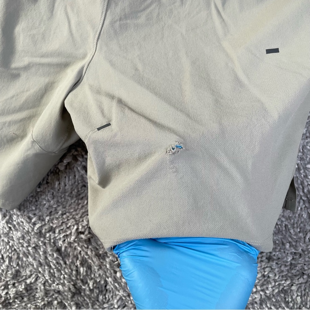 Lululemon License to Train Linerless Shorts Men’s Medium Style Code LM7APYS - Picture 5 of 7